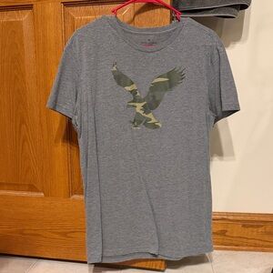 Men's Gray T-Shirt with Camouflage Eagle Graphic